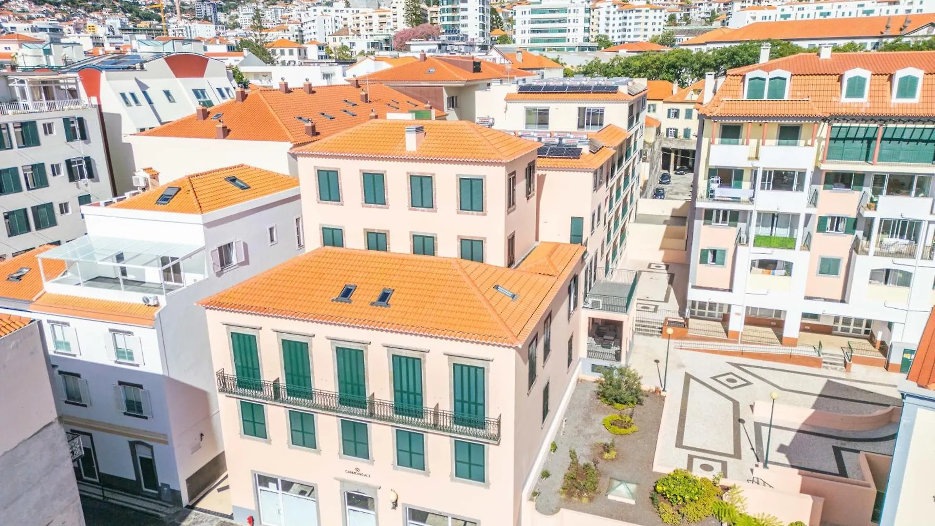 Carmo Heritage Apartments Funchal  Portugalsko
