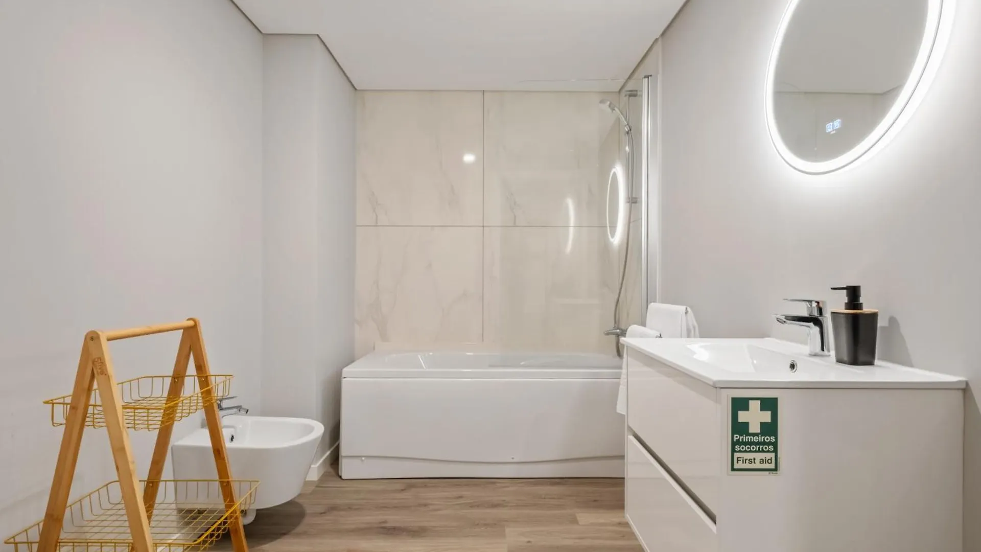 Carmo Heritage Apartments فونشال