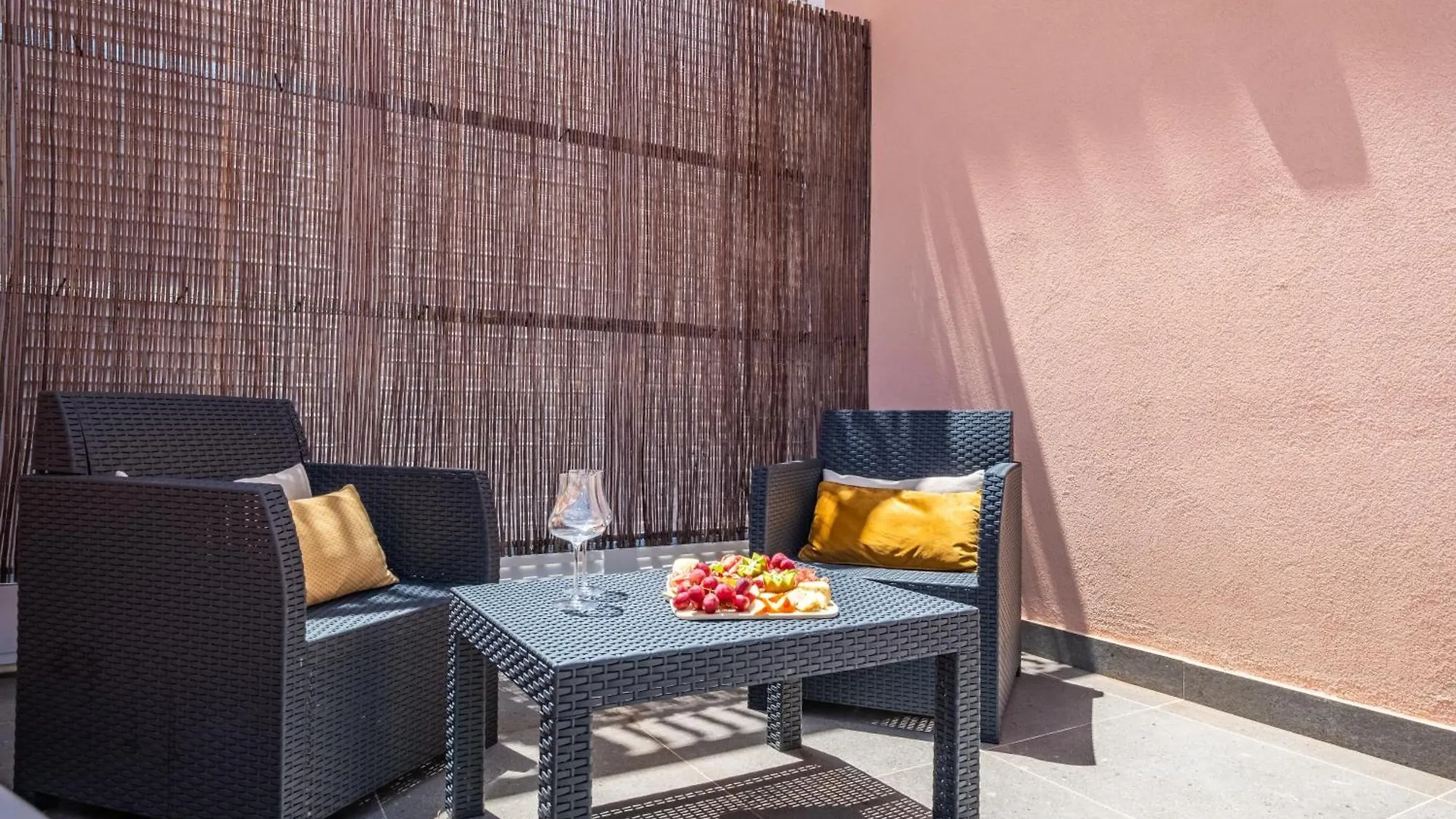 Carmo Heritage Apartments فونشال